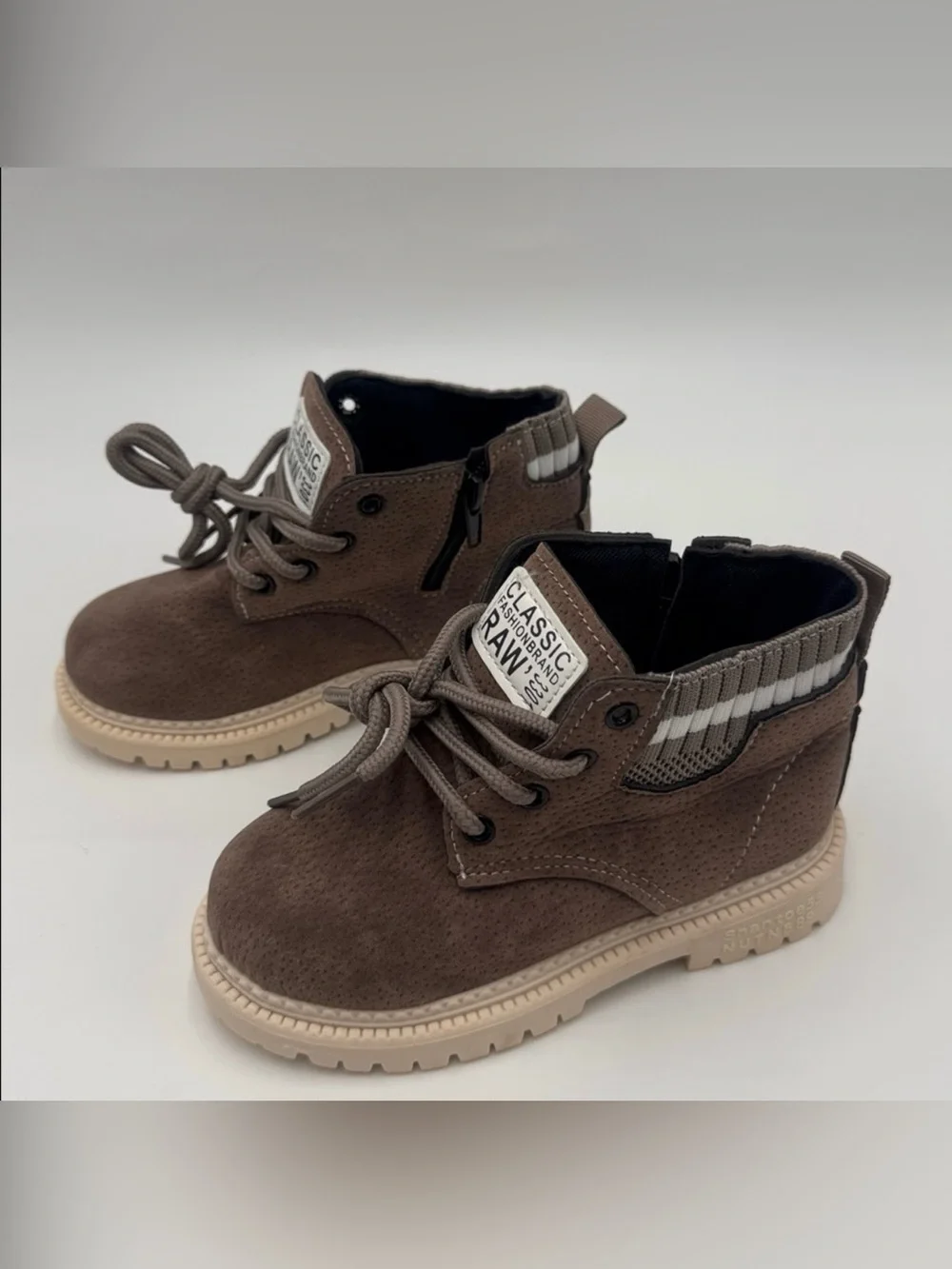 Classic Fashion Brand RAW' Kids Boots Brown Faux Suede Size 29 (US 12 Toddler)